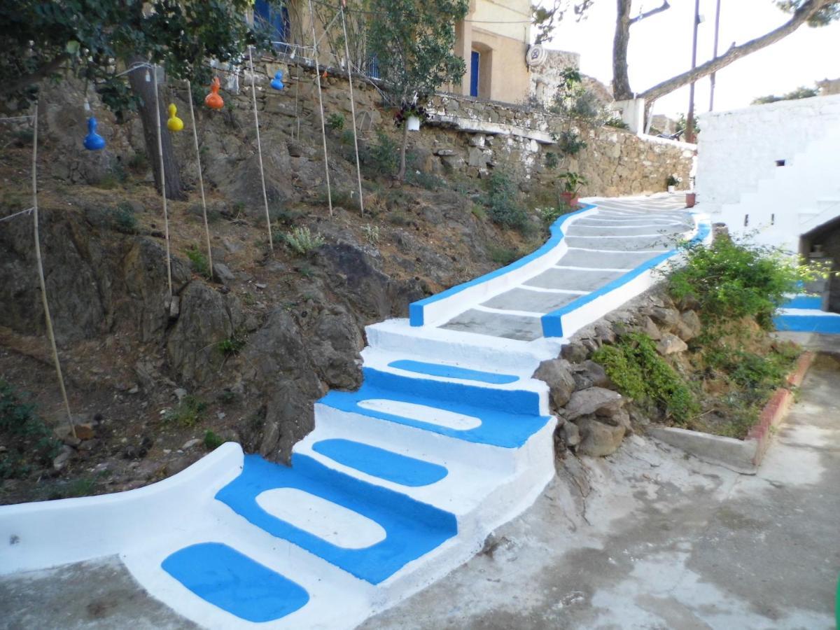 Kotetsi - To Let - - Chios Apartment
